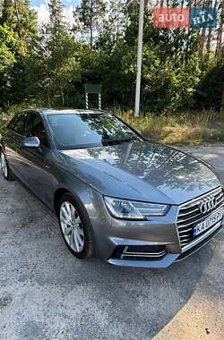 Седан Audi A4 2018 в 