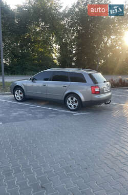 Универсал Audi A4 2002 в 