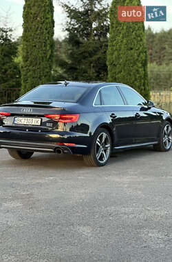 Седан Audi A4 2016 в 
