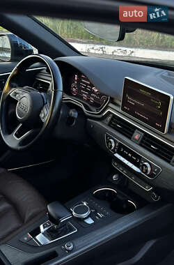 Седан Audi A4 2016 в 