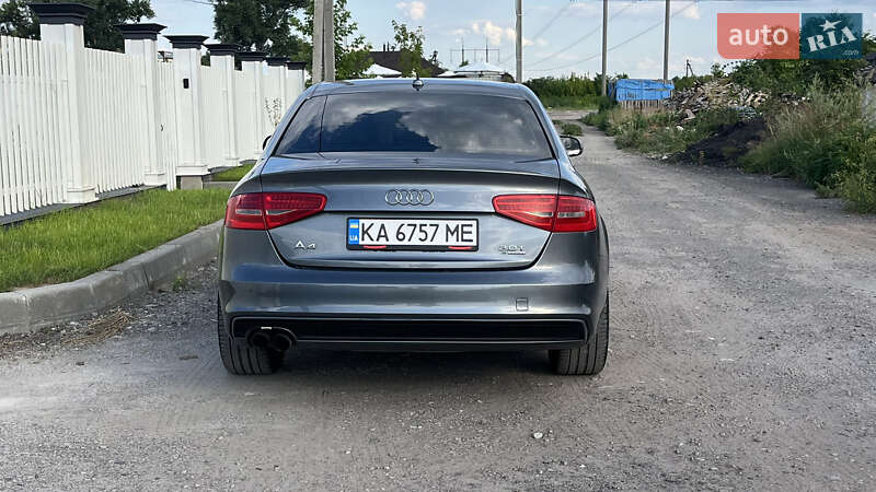 Седан Audi A4 2014 в Киеве