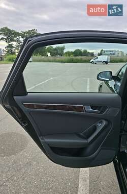 Седан Audi A4 2012 в 