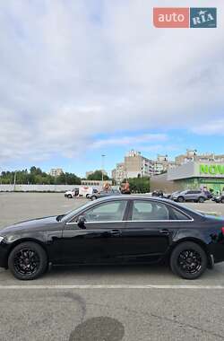 Седан Audi A4 2012 в 