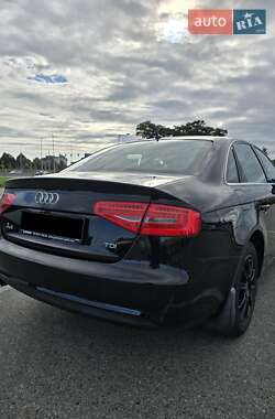 Седан Audi A4 2012 в 