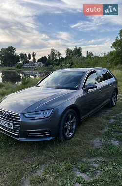 Универсал Audi A4 2016 в 