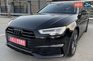 Седан Audi A4 2018 в 