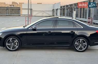 Седан Audi A4 2018 в 