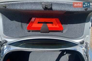 Седан Audi A4 2002 в 