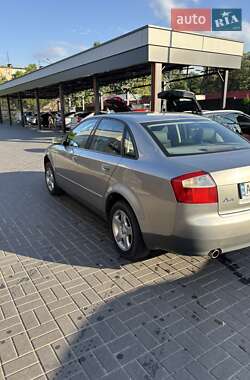 Седан Audi A4 2002 в 