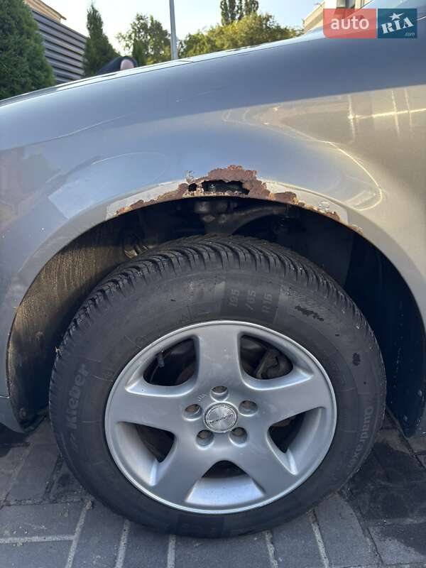 Седан Audi A4 2002 в Черкассах