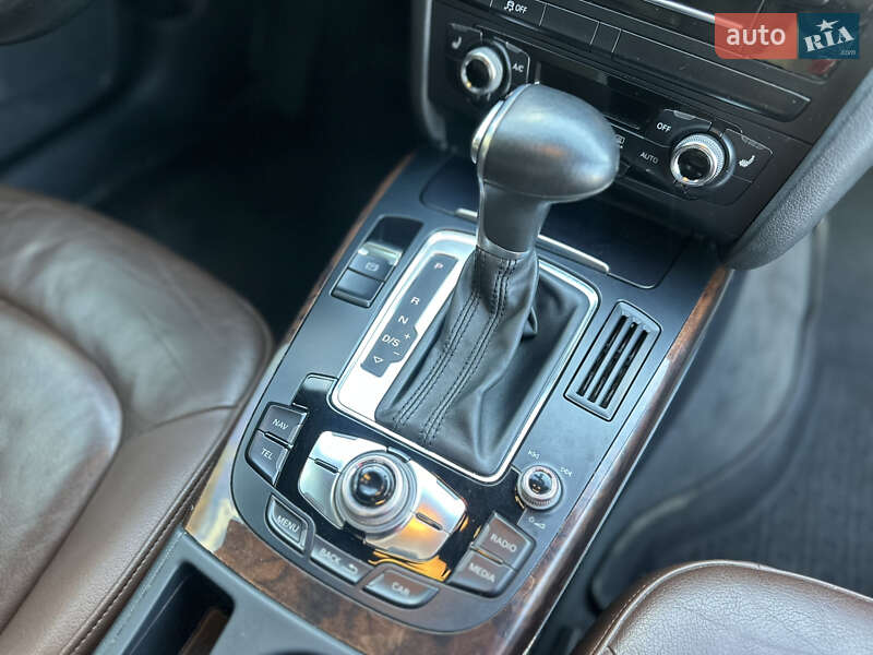 Седан Audi A4 2015 в Києві