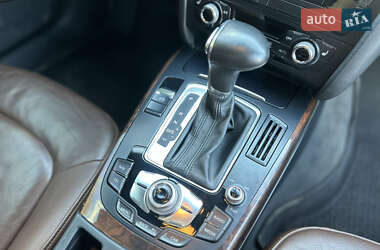Седан Audi A4 2015 в 