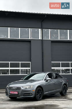 Седан Audi A4 2016 в Львові