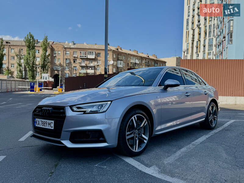 Седан Audi A4 2018 в Киеве