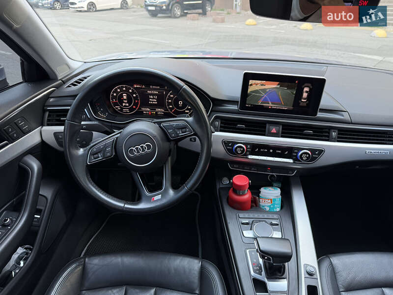 Седан Audi A4 2018 в Киеве