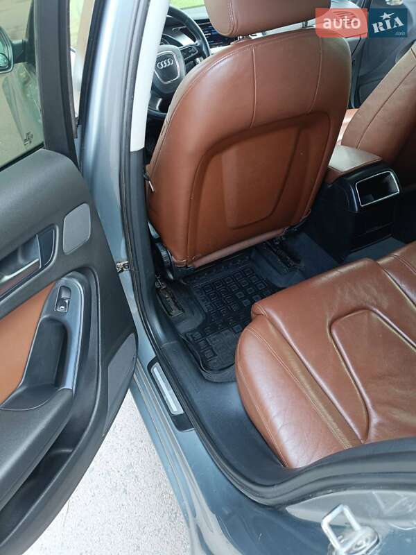 Універсал Audi A4 2011 в Рівному