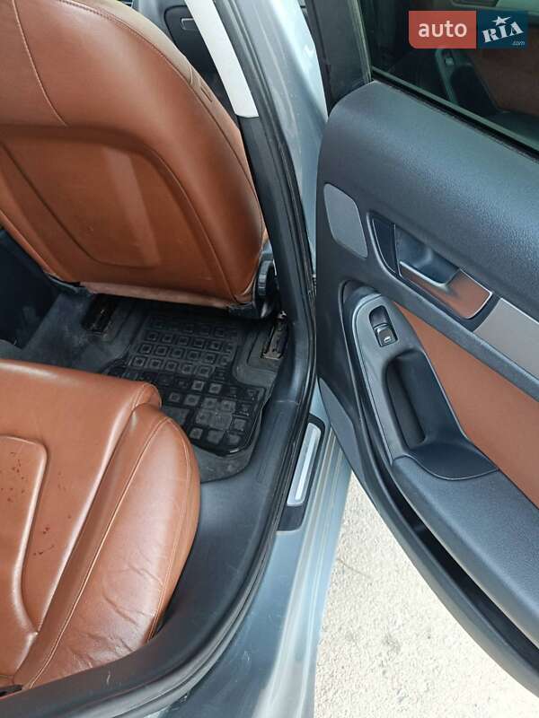 Універсал Audi A4 2011 в Рівному
