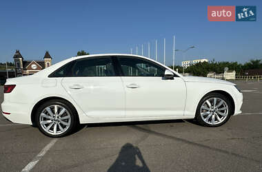 Седан Audi A4 2016 в 