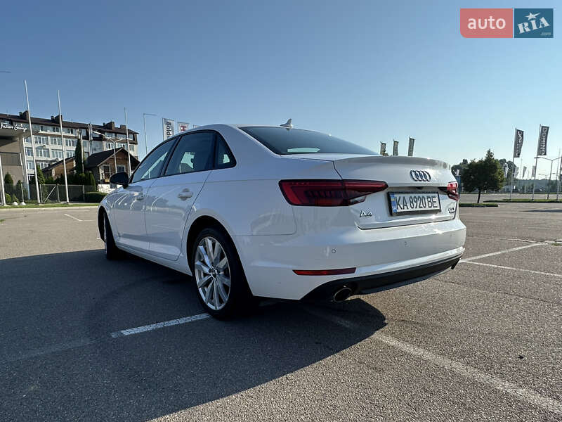 Седан Audi A4 2016 в Києві