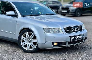 Седан Audi A4 2001 в 
