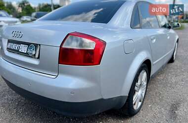 Седан Audi A4 2001 в 