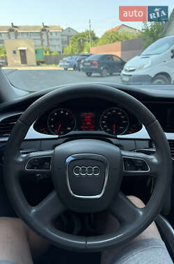 Седан Audi A4 2009 в 