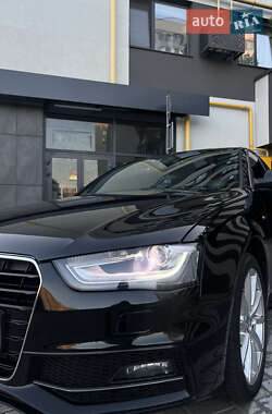 Седан Audi A4 2014 в 