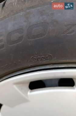 Седан Audi A4 2004 в 