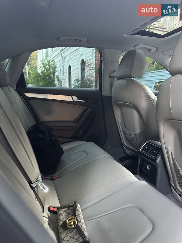 Седан Audi A4 2009 в Полтаве