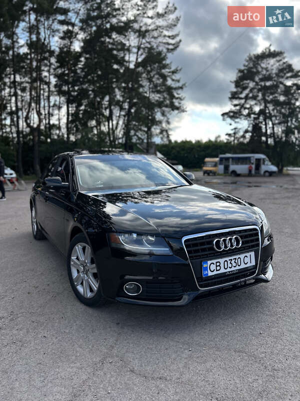 Седан Audi A4 2010 в 