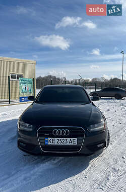Седан Audi A4 2013 в 