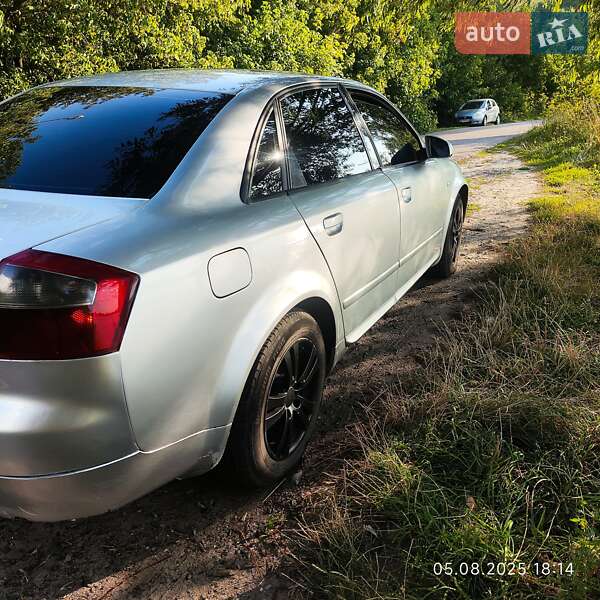 Седан Audi A4 2002 в Глухові фото 2 Седан Audi A4 2002 в Глухові