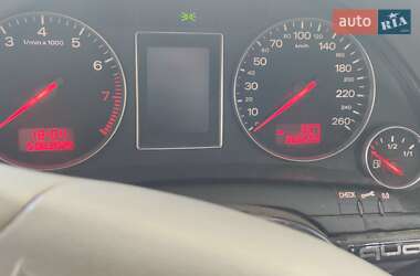 Седан Audi A4 2002 в Глухові