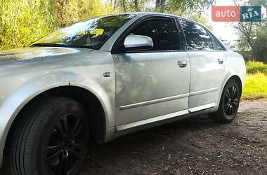 Седан Audi A4 2002 в Глухові