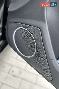 Седан Audi A4 2012 в 
