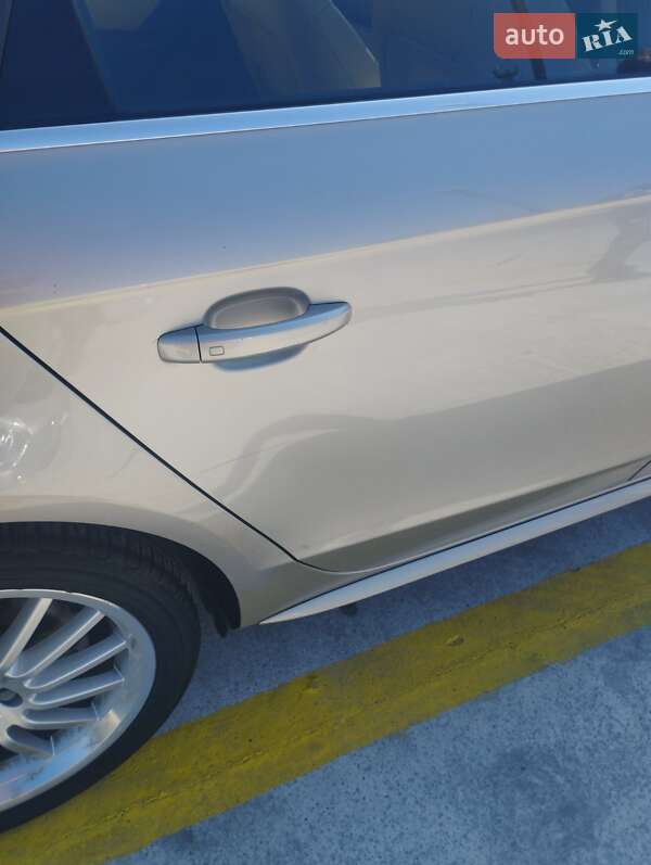 Седан Audi A4 2013 в Киеве