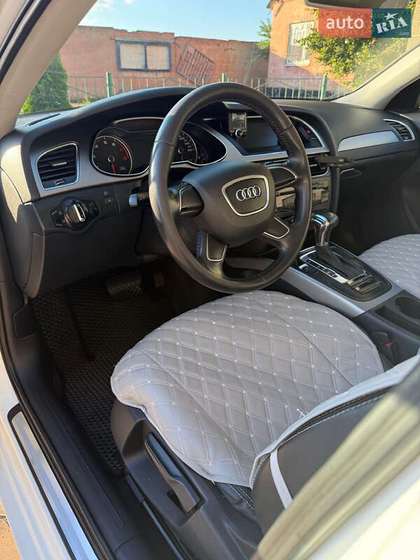 Седан Audi A4 2014 в Ширяево