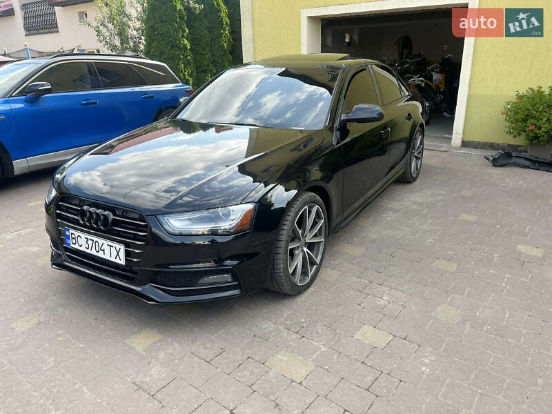 Седан Audi A4 2014 в 
