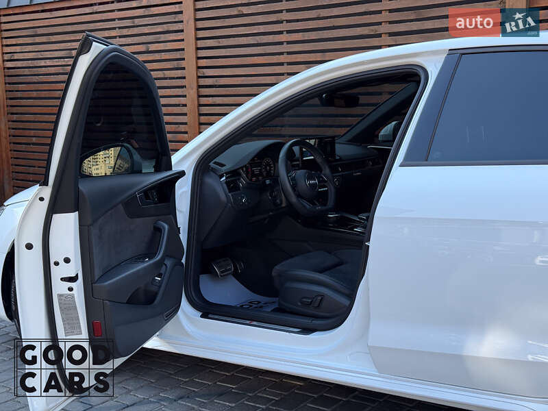 Седан Audi A4 2021 в Одессе