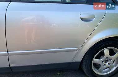 Седан Audi A4 2002 в 