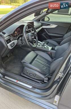 Седан Audi A4 2016 в 