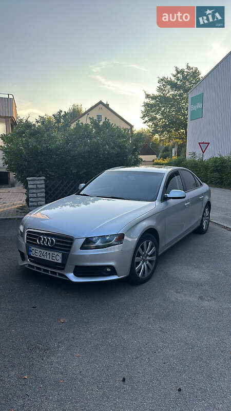Седан Audi A4 2011 в Глыбокой