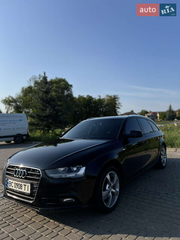 Универсал Audi A4 2012 в Львове