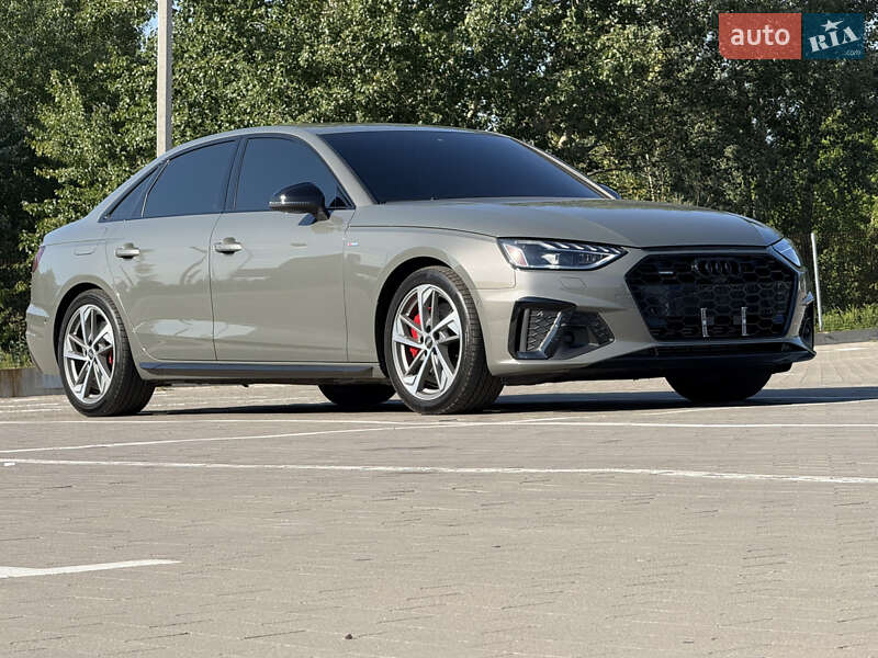 Седан Audi A4 2023 в Киеве