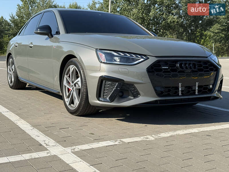 Седан Audi A4 2023 в Киеве