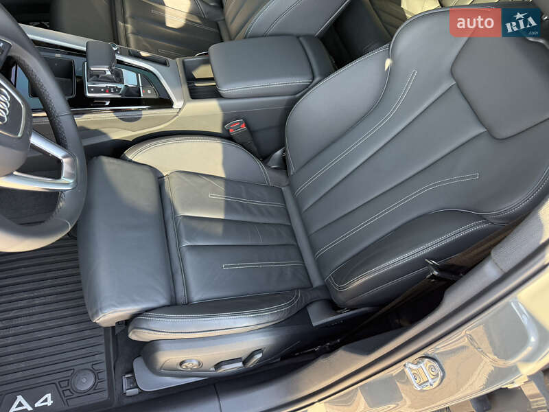 Седан Audi A4 2023 в Киеве