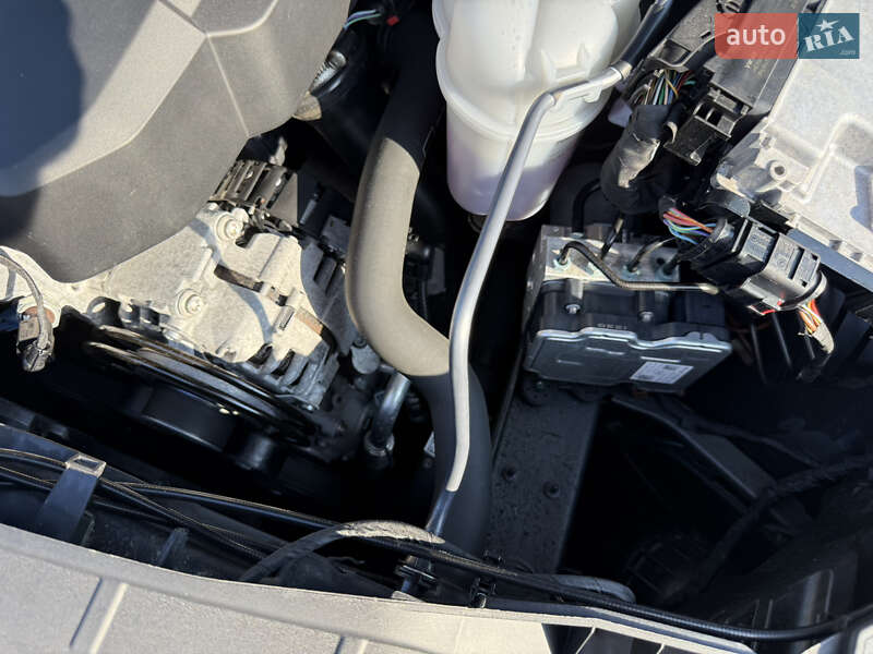 Седан Audi A4 2023 в Киеве