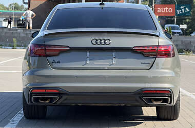 Седан Audi A4 2023 в 