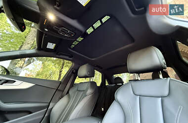 Седан Audi A4 2023 в 