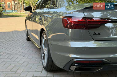 Седан Audi A4 2023 в 